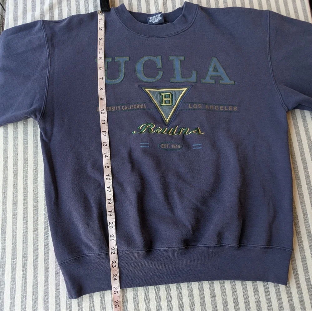 Genuine Vintage UCLA Jansport Crewneck Sweatshirt - Picture 5 of 6